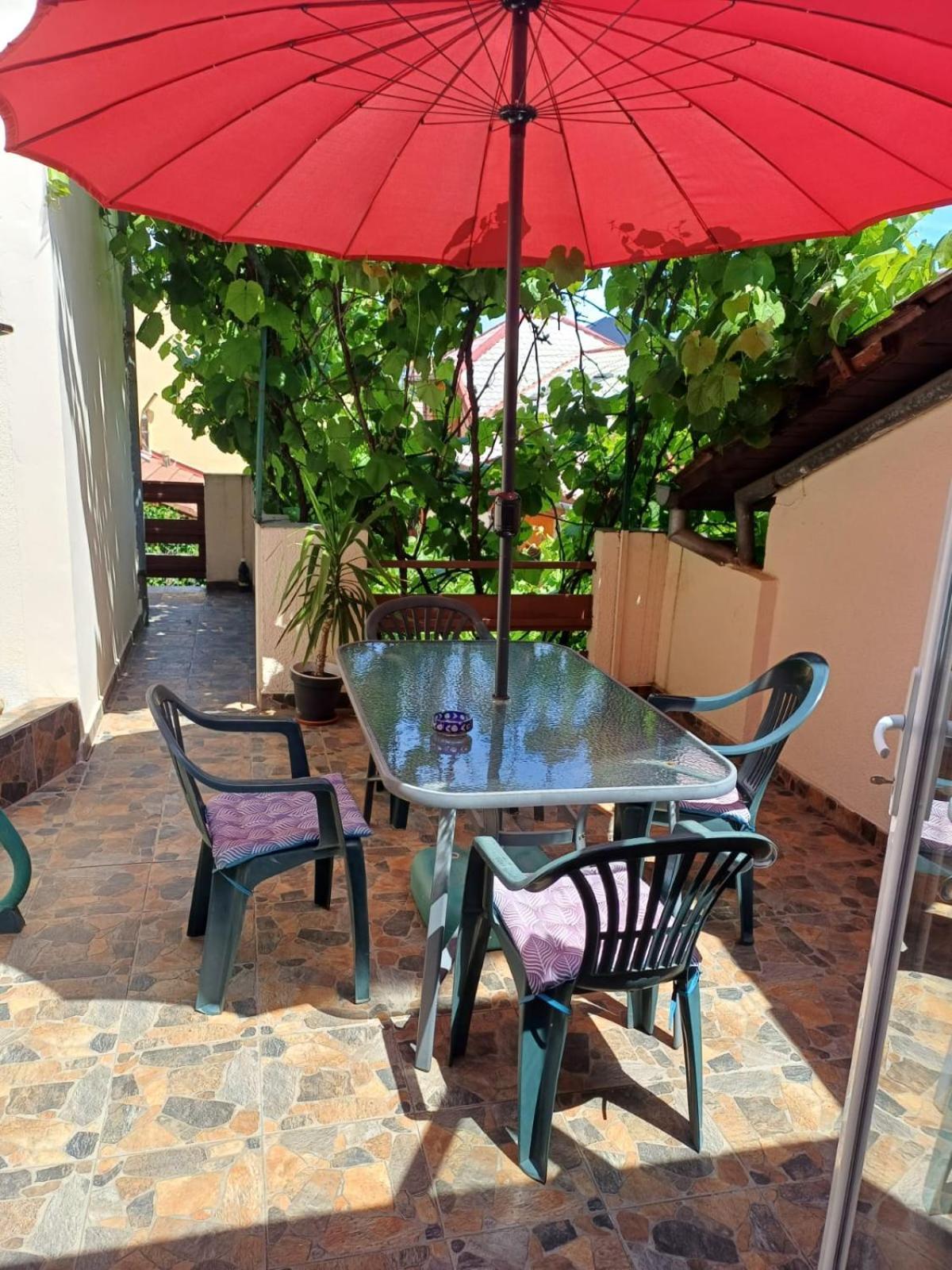 Apartament Cu Terasa La Casa Valentin Timişoara Exterior foto
